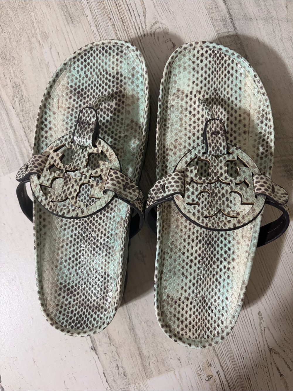 Tory Burch Miller Cloud Lug Sandals- Seaside Roccia Snakeskin Size 6.5. NWOB - Picture 16 of 16